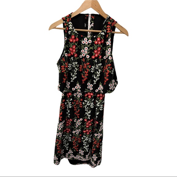 GIANNI BINI BLACK FLORAL DAISY RED GREEN EMBROIDERED SLEEVELESS DRESS - Picture 2 of 16